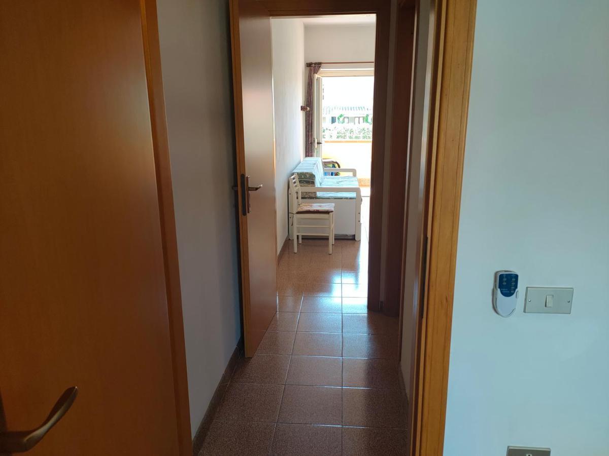 Oasy4 Appartement Villasimius Buitenkant foto